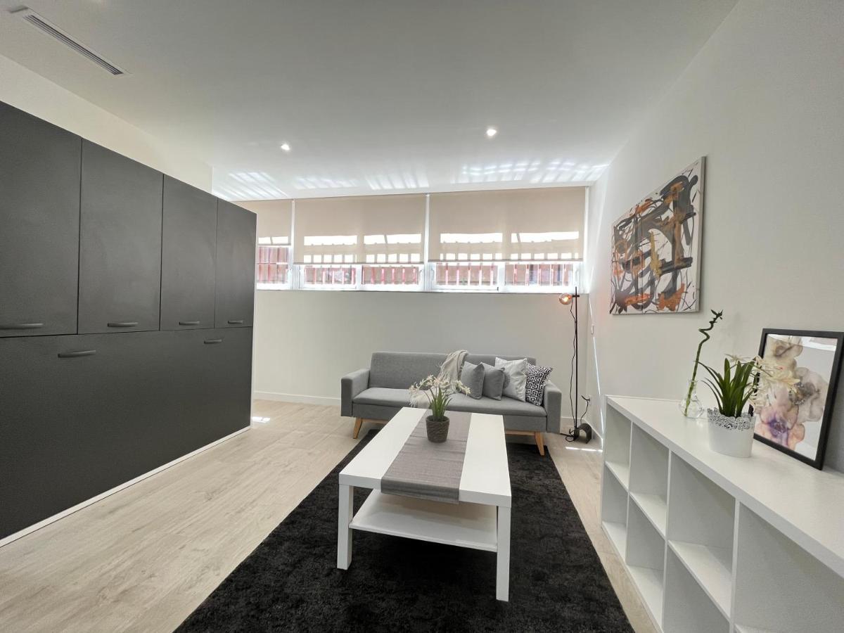 Acogedor Infanta Mercedes Apartment Madrid Luaran gambar