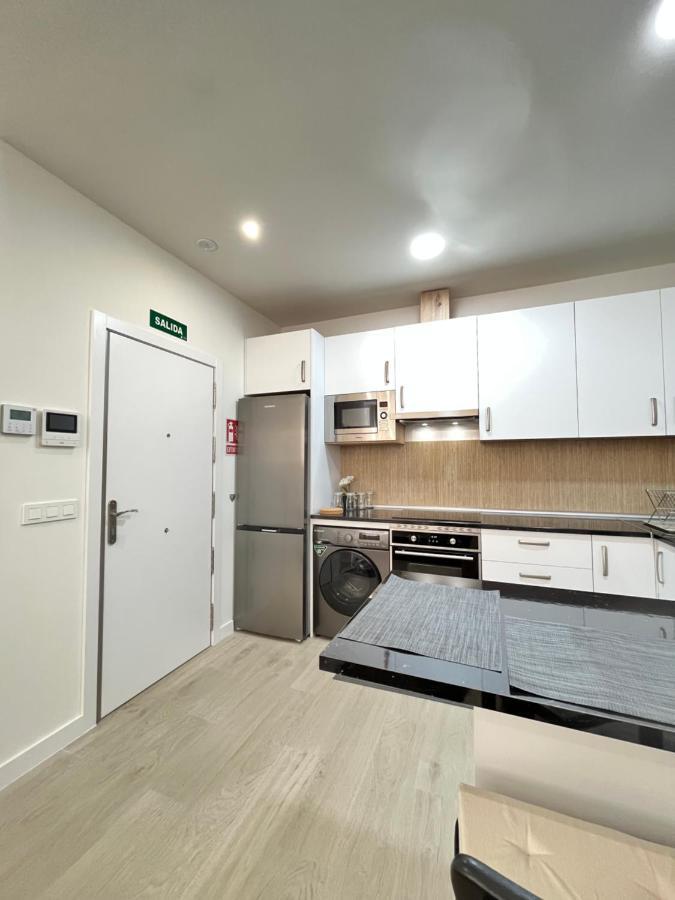 Acogedor Infanta Mercedes Apartment Madrid Luaran gambar