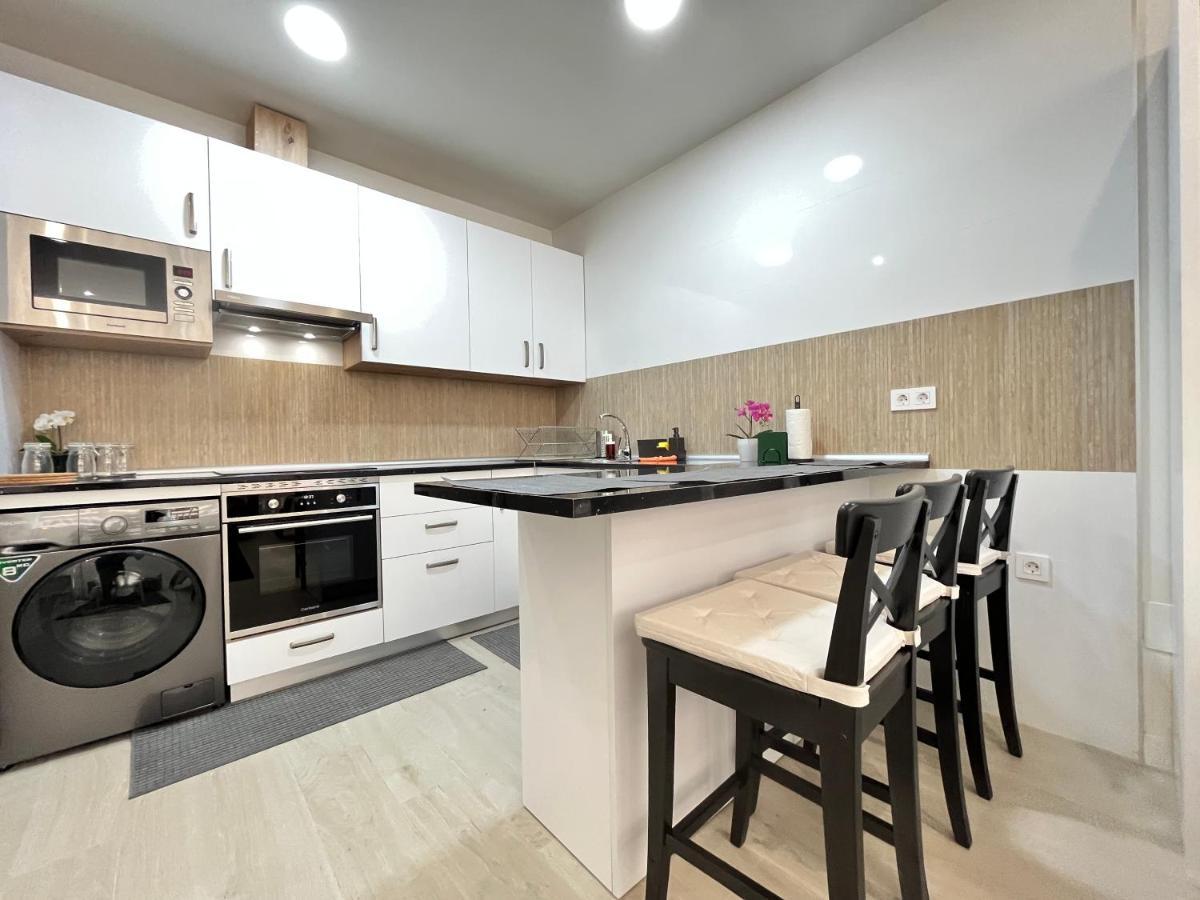 Acogedor Infanta Mercedes Apartment Madrid Luaran gambar